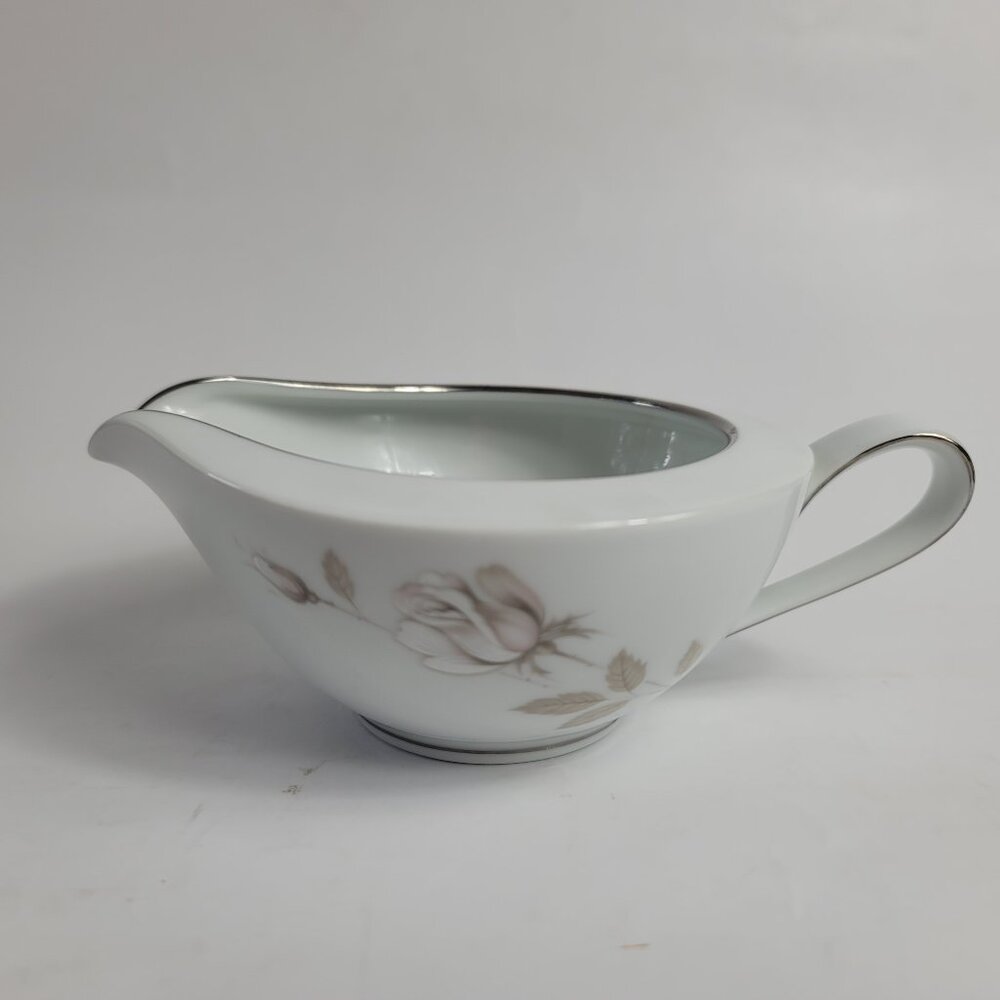 Noritake Sweet Talk Creamer White with Pink & White Roses